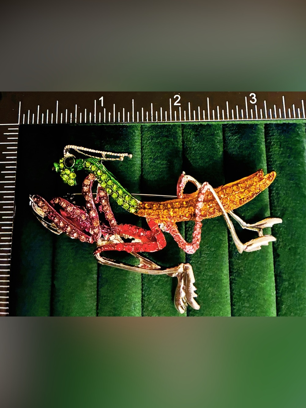 Rhinestone Praying Mantis Brooch Pin Rainbow Crystal Bug Insect Jewelry Gift